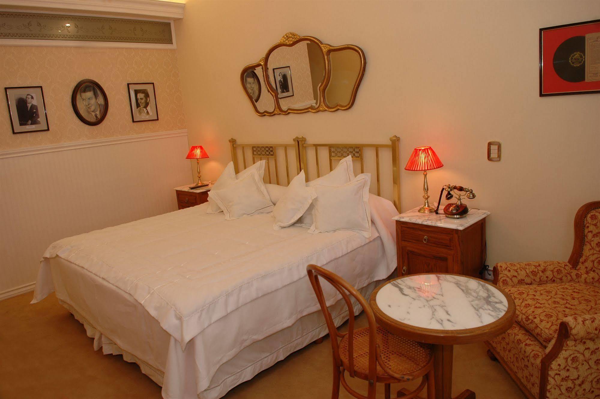 Tanguero Hotel Boutique Antique بوينس آيرس الغرفة الصورة